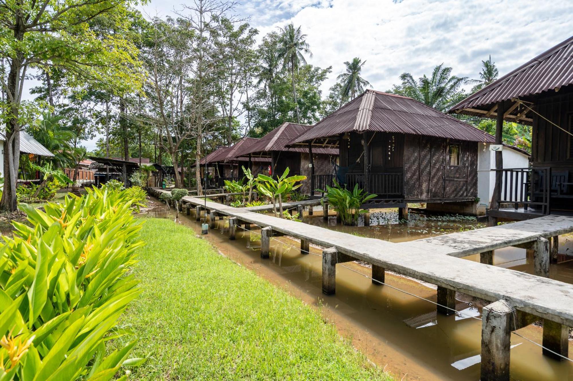 Resor Mook Lanta Eco 3*